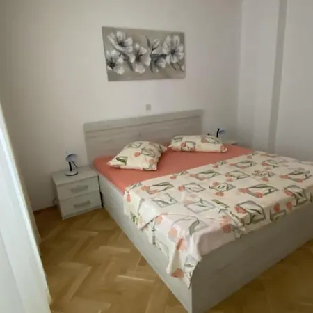 Jagoda Apartment *